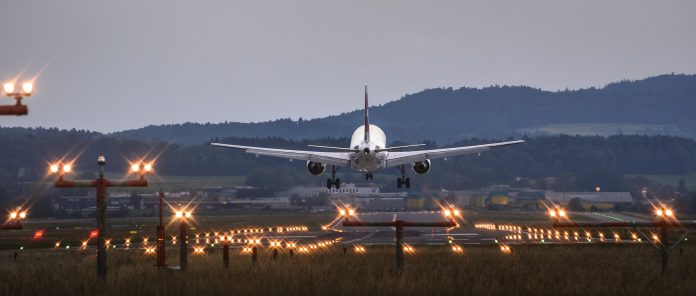 Airplane landing at zurich airport.jpg