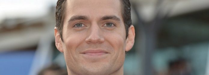 Henry Cavill 01 764 425 2220x800.jpg