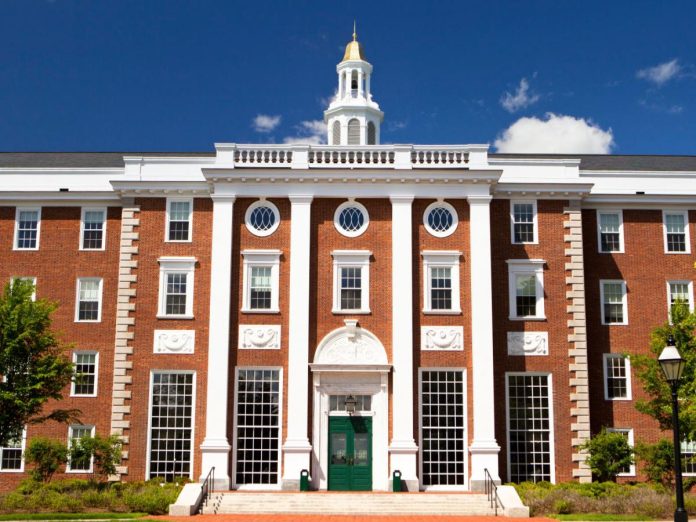 harvard university building.jpg